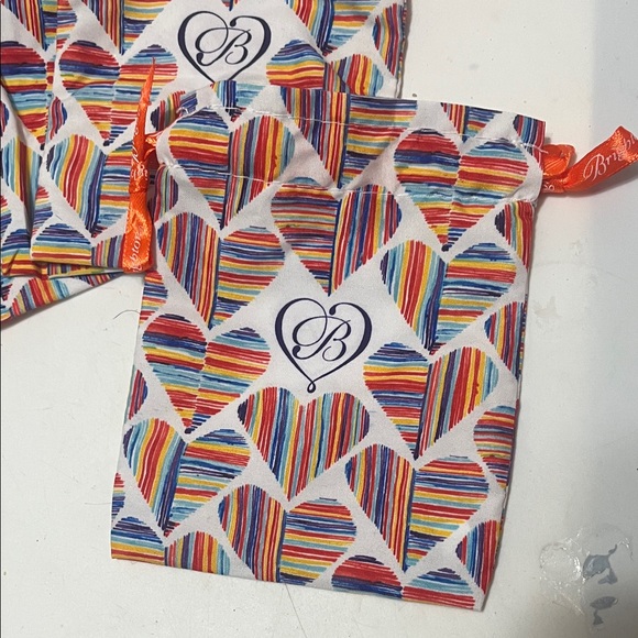 Brighton Striped Heart Gift Bags with Red Accents Set of 6 - Picture 4 of 5